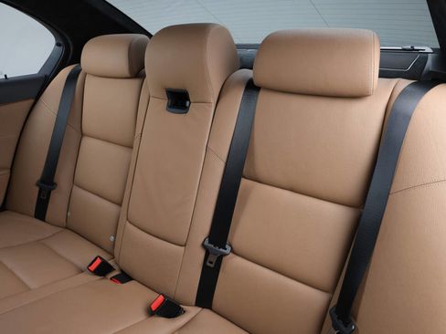 Used 2006 BMW M5 image 91