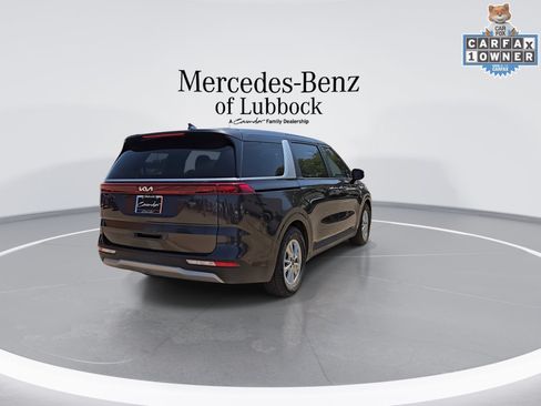 Used 2024 Kia Carnival LX FWD image 8