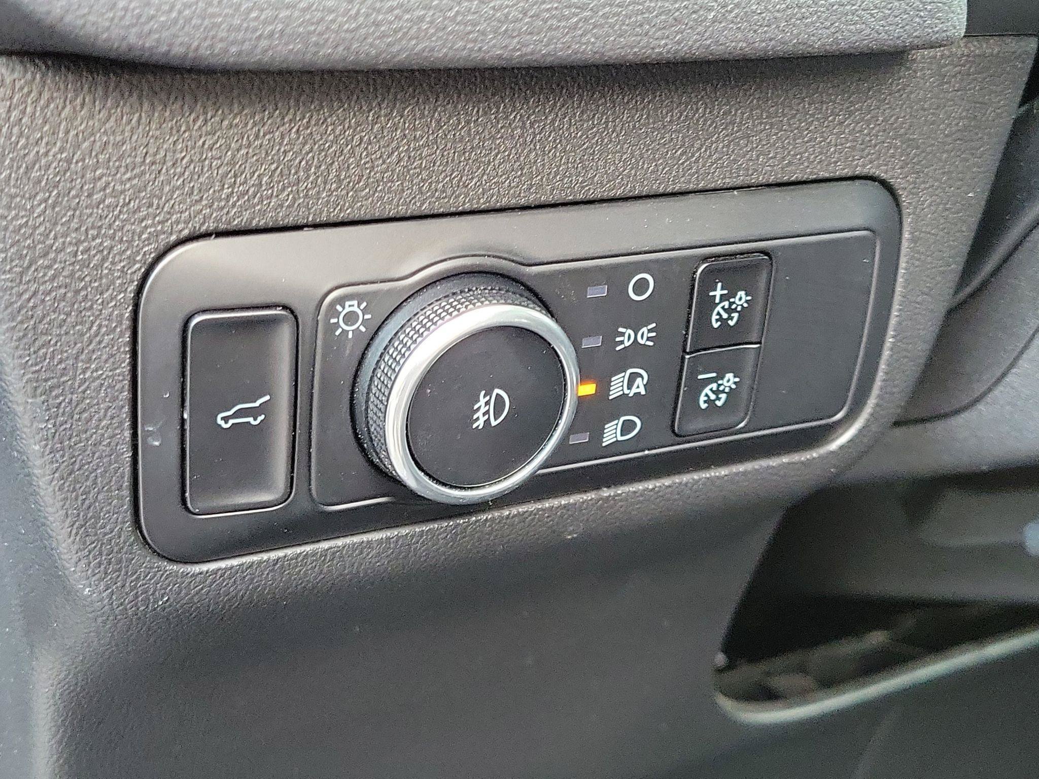 Used 2025 Ford Escape ST-Line Select AWD/4WD image 10