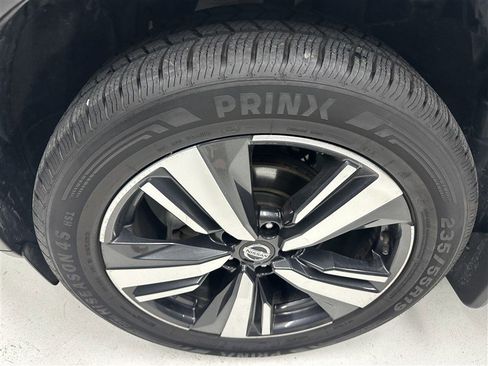Used 2021 Nissan Rogue Platinum AWD/4WD image 16