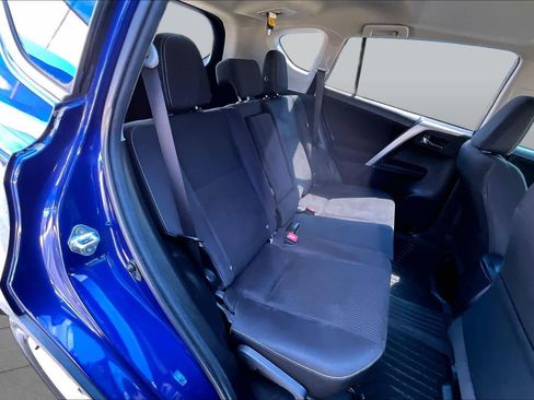 Used 2014 Toyota RAV4 XLE FWD image 19