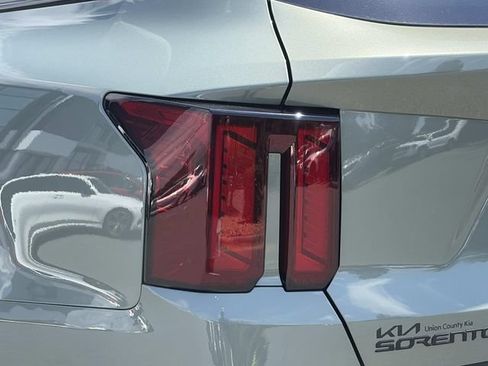 New 2026 Kia Sorento X-Line EX AWD/4WD image 10