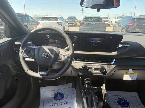 New 2026 Buick Envista Preferred w/ Convenience I Package FWD image 14