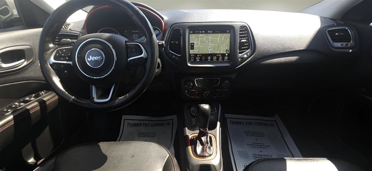 Used 2020 Jeep Compass Trailhawk w/ Cold Weather Group AWD/4WD image 14