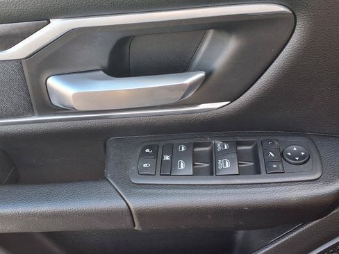 Used 2022 RAM 1500 Big Horn AWD/4WD image 23