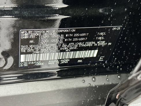 New 2025 Toyota RAV4 XLE image 32