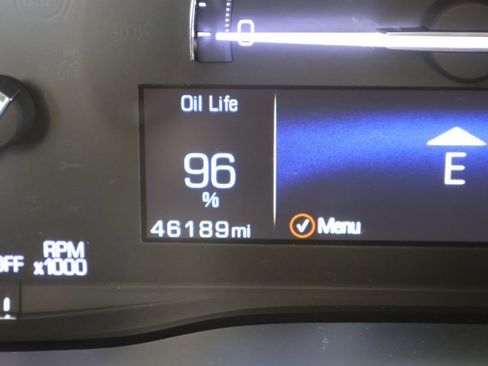 Used 2018 Cadillac XT5 FWD image 24