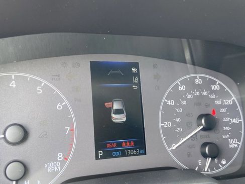 Used 2025 Toyota Corolla LE image 21