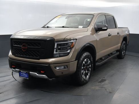 Used 2023 Nissan Titan PRO-4X w/ Pro-4x Convenience Package image 1