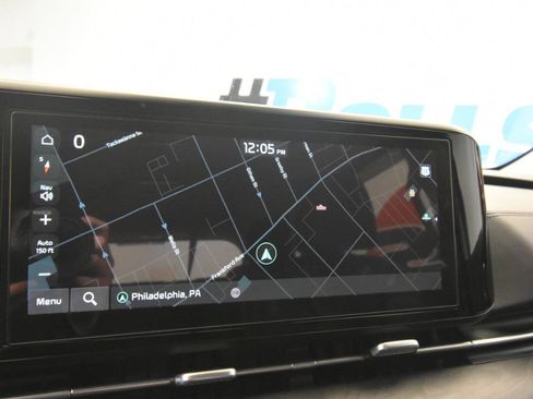 Used 2024 Kia Carnival EX FWD image 23