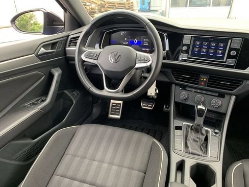 Used 2023 Volkswagen Jetta Sport FWD image 18
