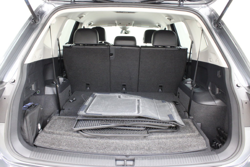 Certified 2022 Volkswagen Tiguan SE FWD image 27