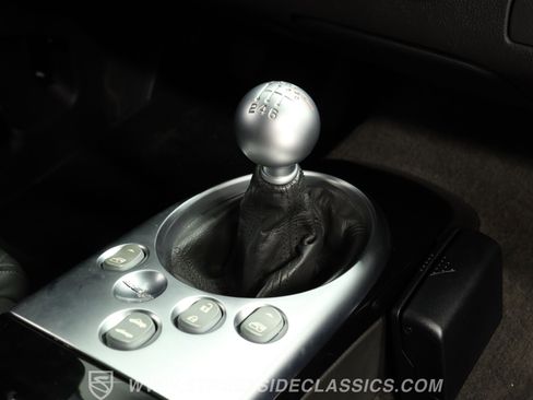 Used 2006 Chevrolet SSR w/ Preferred Equipment Group image 40