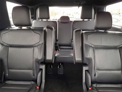 New 2025 Ford Expedition Platinum w/ Stealth Appearance Package image 13