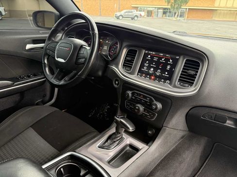 Used 2020 Dodge Charger Scat Pack w/ Driver Convenience Group RWD image 16