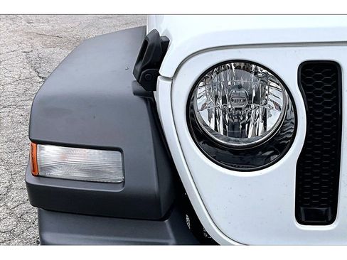 Used 2019 Jeep Wrangler Unlimited Sport AWD/4WD image 34
