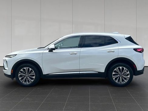 Used 2024 Buick Envision Preferred AWD/4WD image 2