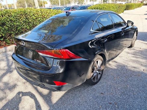 Used 2018 Lexus IS 300 w/ Accessory Package 2 image 3