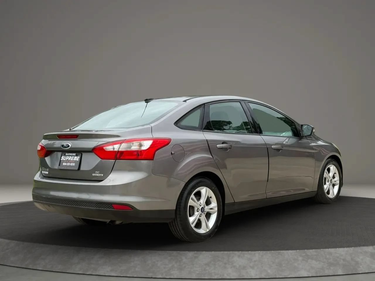 Used 2014 Ford Focus SE FWD image 3