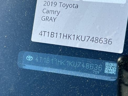 Certified 2019 Toyota Camry SE w/ Convenience Package FWD image 23