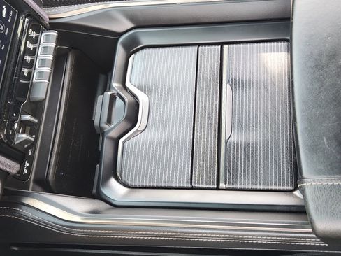 Used 2019 RAM 2500 Limited image 22