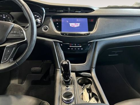 Certified 2023 Cadillac XT5 Premium Luxury w/ Technology Package AWD/4WD image 9