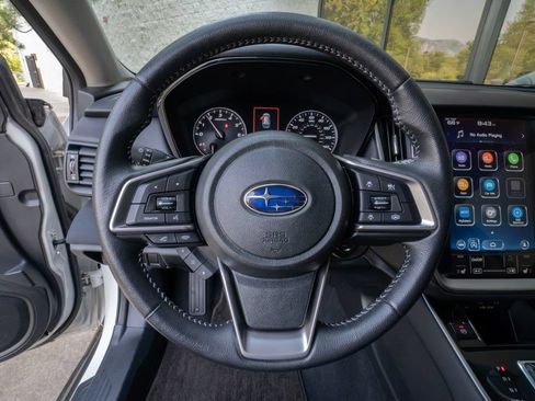 Used 2022 Subaru Outback Premium AWD/4WD image 7