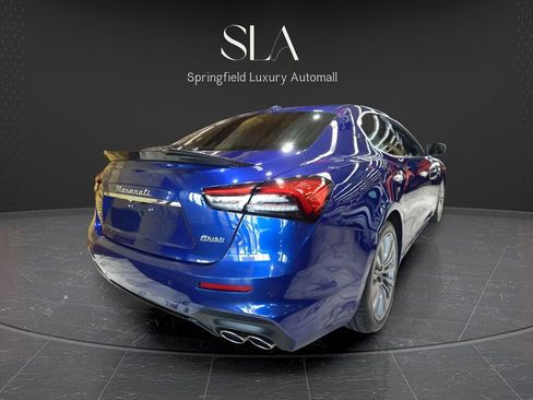 Used 2022 Maserati Ghibli Modena Q4 AWD/4WD image 6