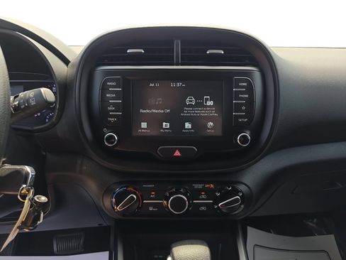 Used 2021 Kia Soul LX FWD image 20