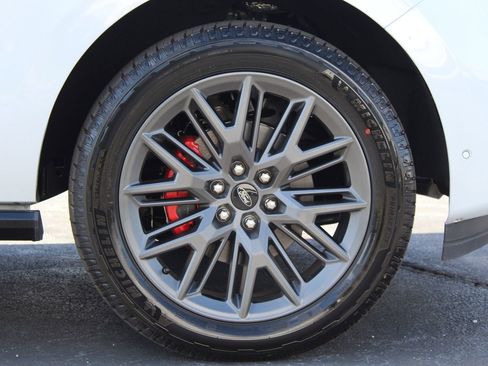 New 2025 Ford Expedition Max Platinum w/ Stealth Performance Package image 25