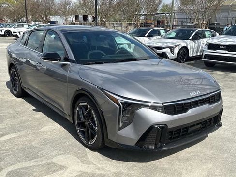 New 2026 Kia K4 GT-Line image 1