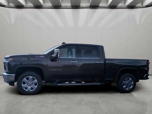 Used 2022 Chevrolet Silverado 2500 LTZ w/ Z71 Off-Road Package image 2