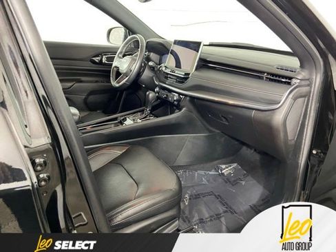 Used 2022 Jeep Compass High Altitude AWD/4WD image 22