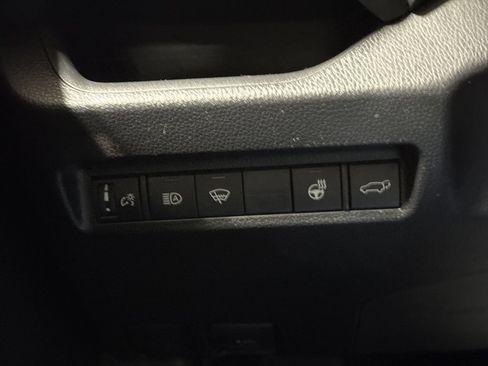 Used 2019 Toyota RAV4 XLE Premium w/ Advanced Technology Package AWD/4WD image 18
