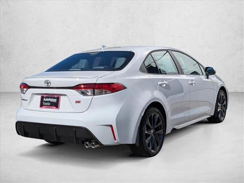New 2026 Toyota Corolla SE image 2