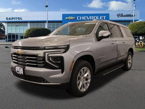 New 2026 Chevrolet Suburban Premier w/ Sun And Tow Package AWD/4WD image 6