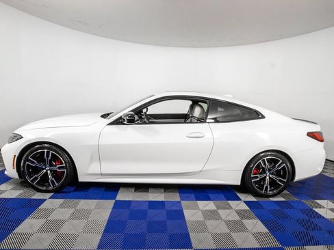Used 2023 BMW M440i Coupe w/ Premium Package RWD image 9