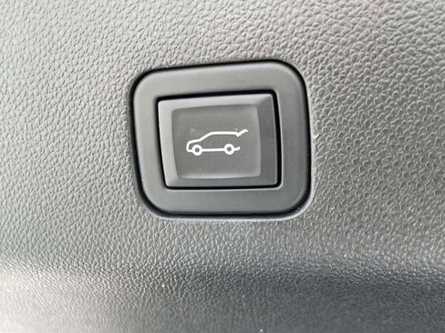 Certified 2024 Cadillac Escalade ESV Sport Platinum w/ LPO, ONYX Package AWD/4WD image 12