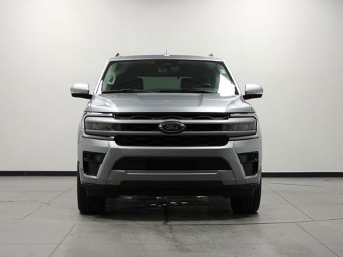Used 2024 Ford Expedition XLT image 9