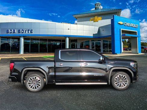 Used 2023 GMC Sierra 1500 Denali Ultimate AWD/4WD image 2