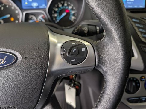 Used 2014 Ford Focus SE w/ Equipment Group 201A FWD image 23