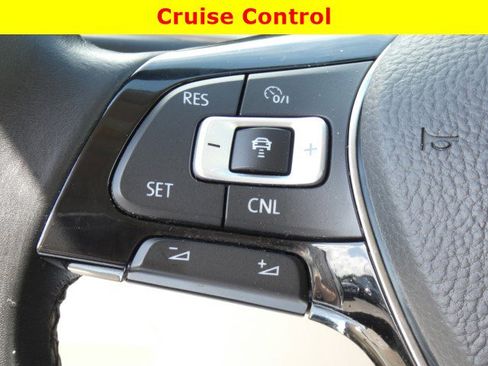 Used 2016 Volkswagen Passat 1.8T SE image 20