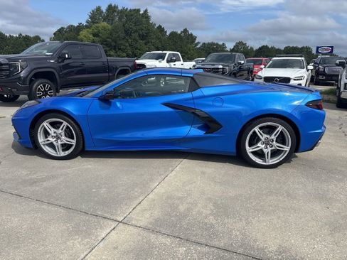Used 2024 Chevrolet Corvette Stingray Premium Conv image 8