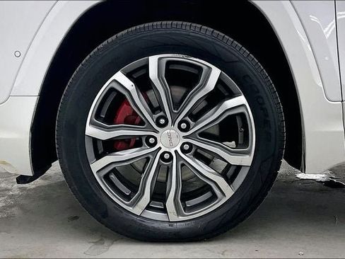Used 2020 GMC Terrain Denali w/ GMC Pro Grade Package AWD/4WD image 10