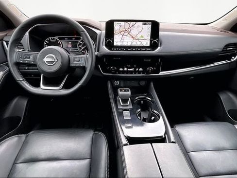 Used 2023 Nissan Rogue SL w/ SL Premium Package image 7