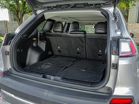 Used 2020 Jeep Cherokee Limited image 64