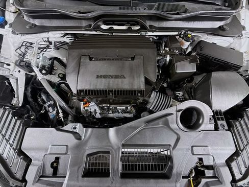 Used 2025 Honda Pilot Touring image 32