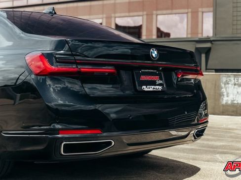 Used 2020 BMW 740i w/ Cold Weather Package RWD image 25