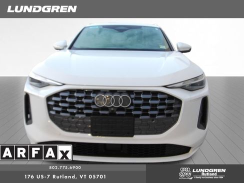 Certified 2025 Audi Q5 Premium w/ Convenience Package AWD/4WD image 19