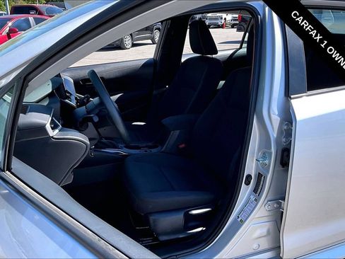 Used 2025 Toyota Corolla LE FWD image 21